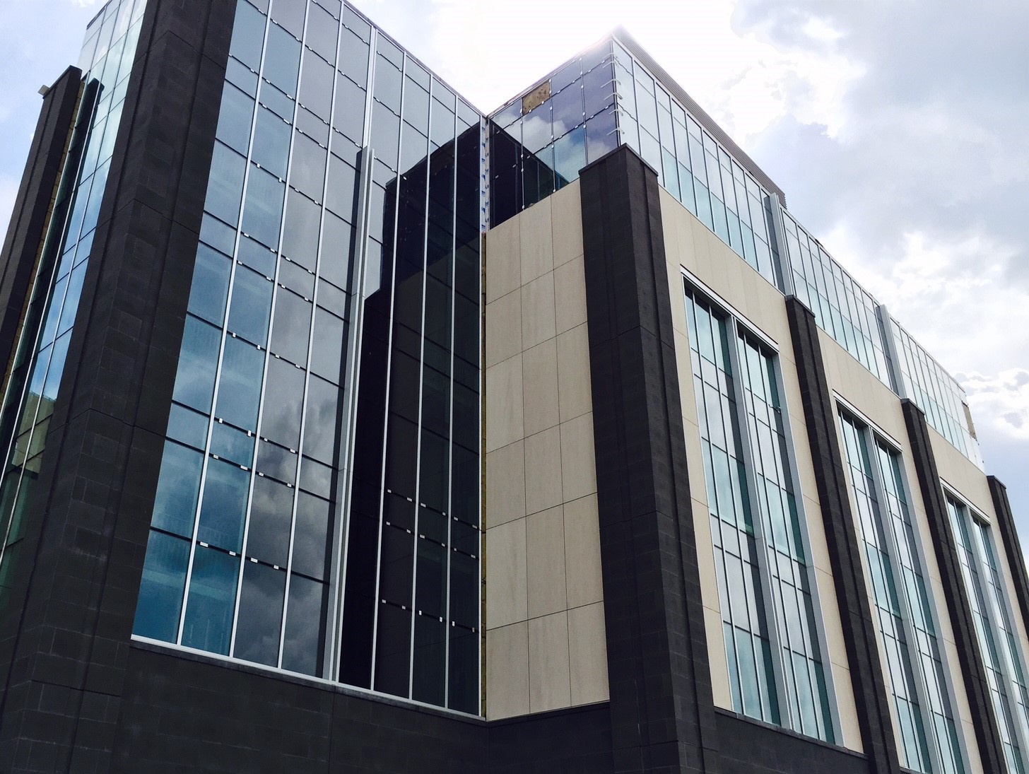 Mod Facade image 8