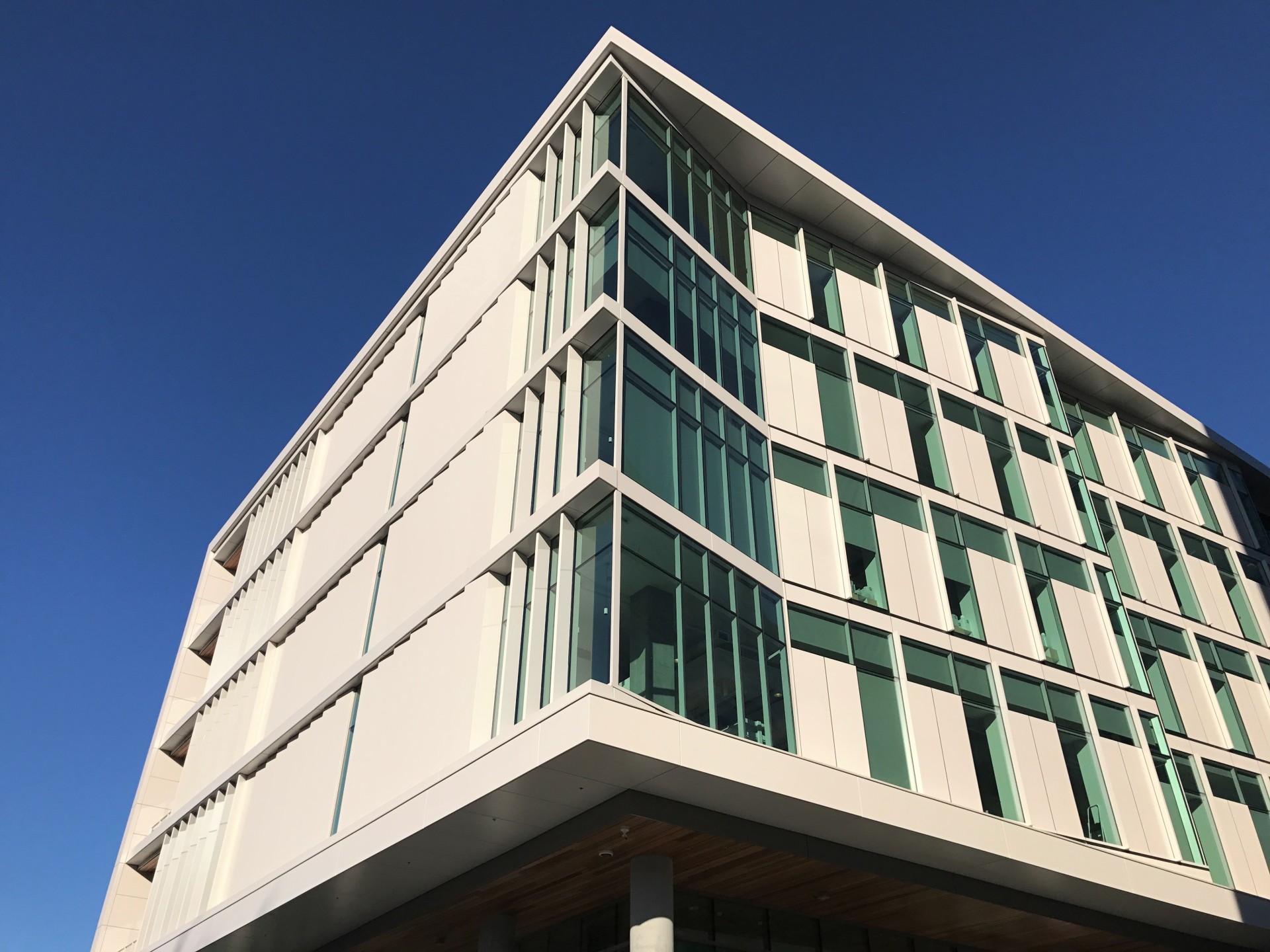 Mod Facade image 3