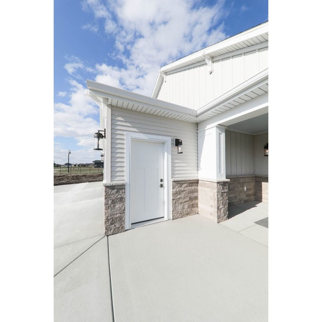 Frontline Building Products Inc. image 19