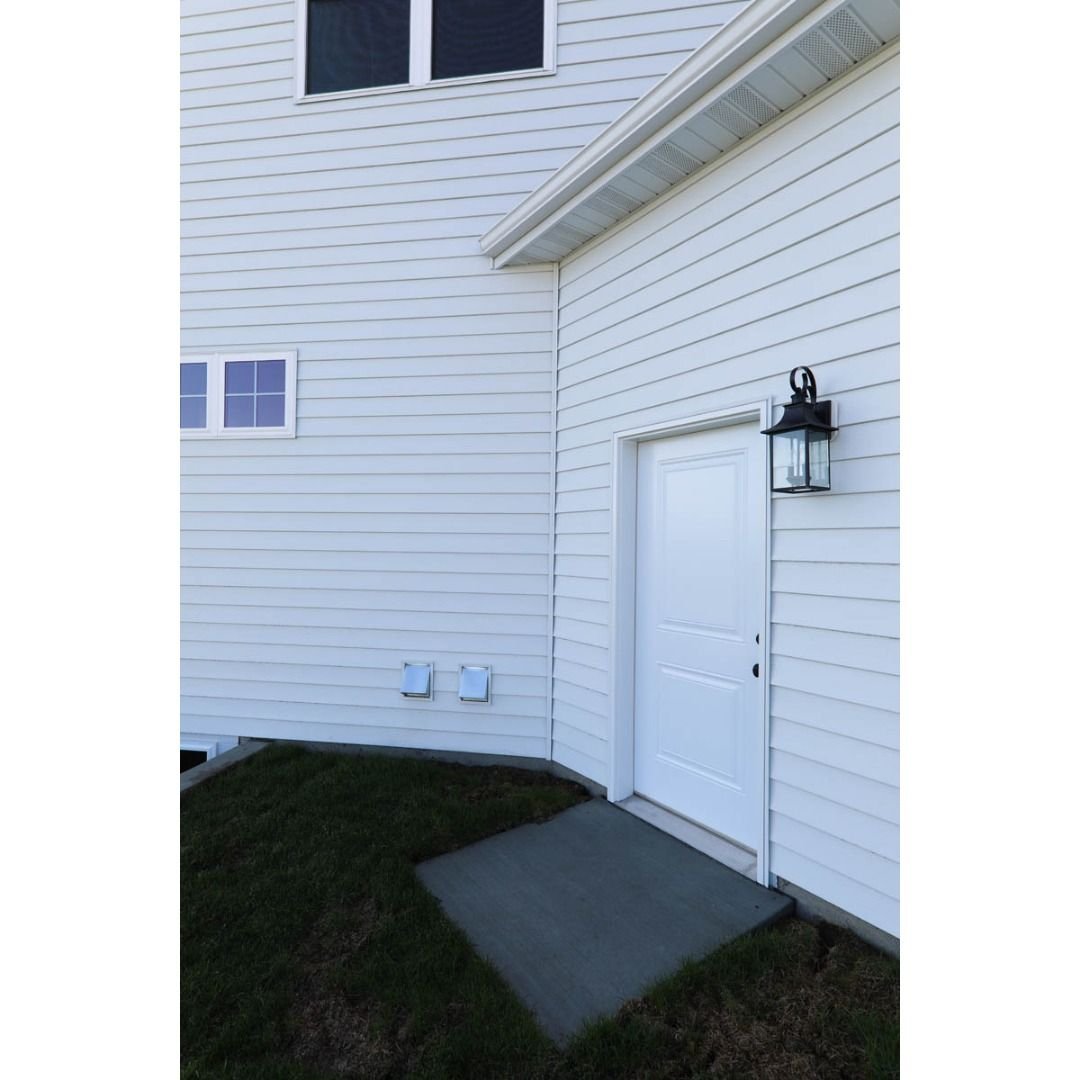 Frontline Building Products Inc. image 8