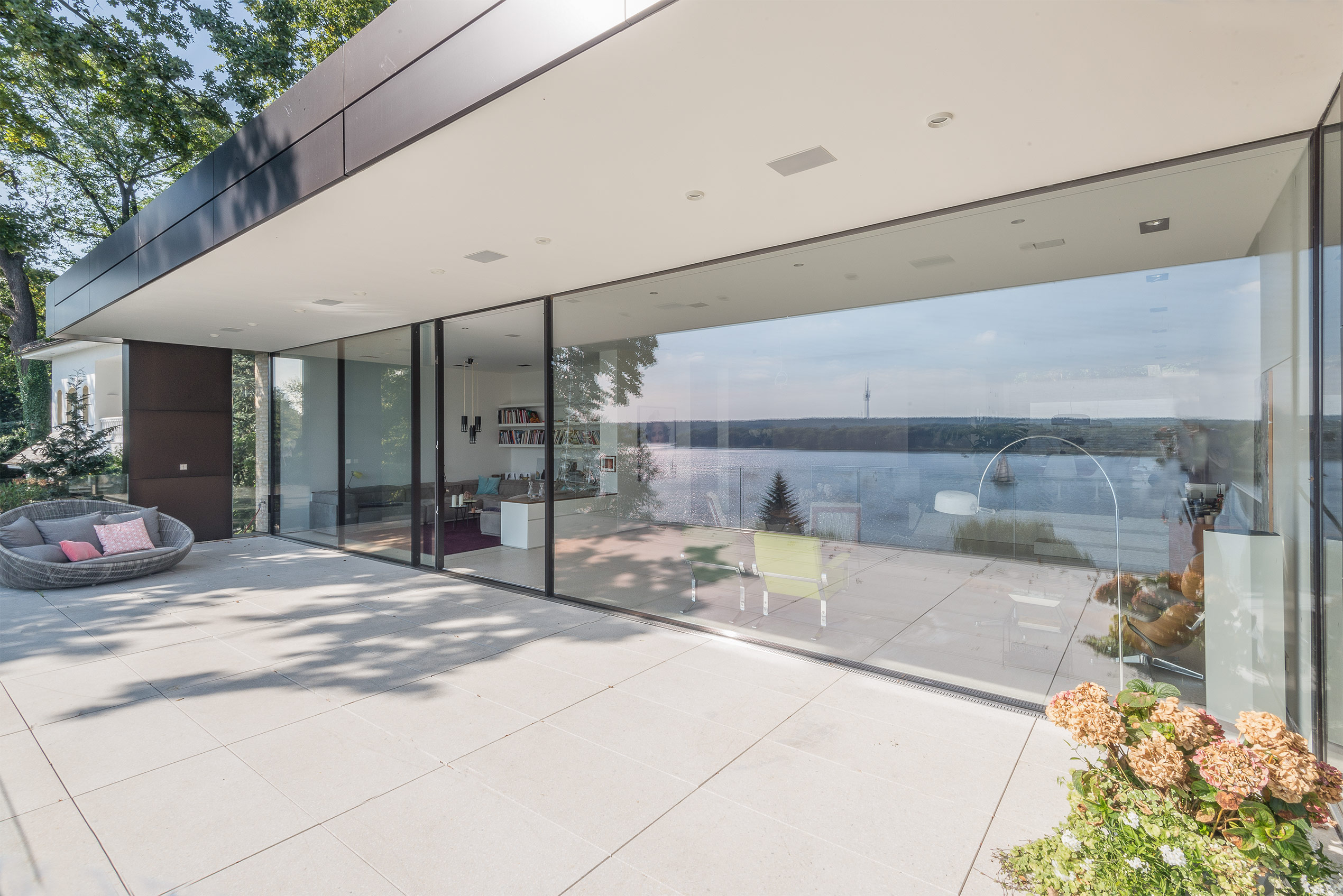 Allure Window System image 3
