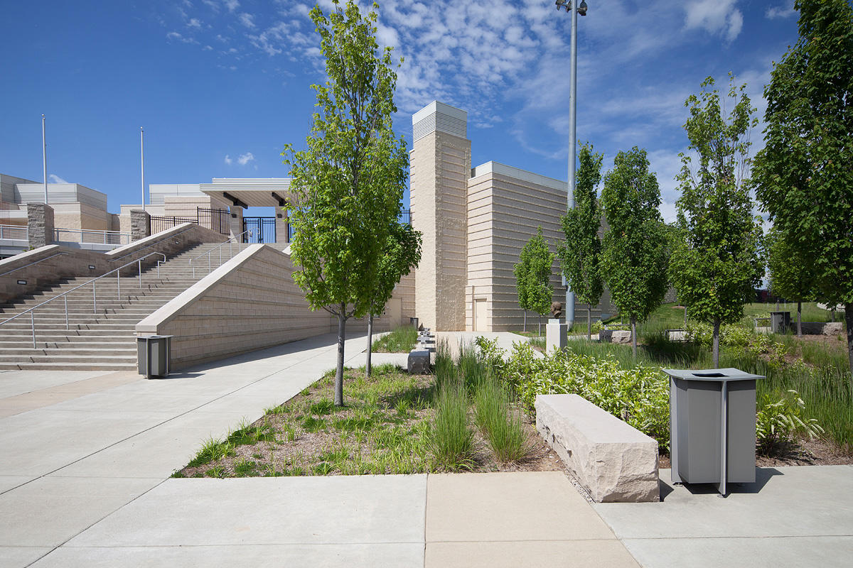 Forms+Surfaces image 15