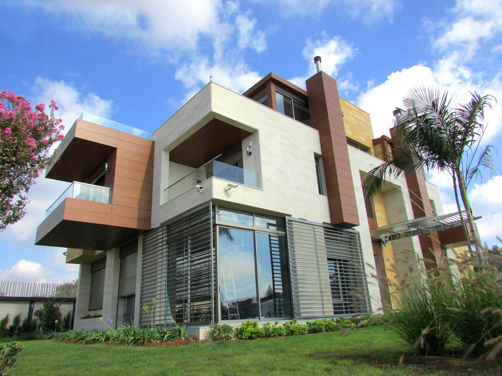 Abet Laminati image 15