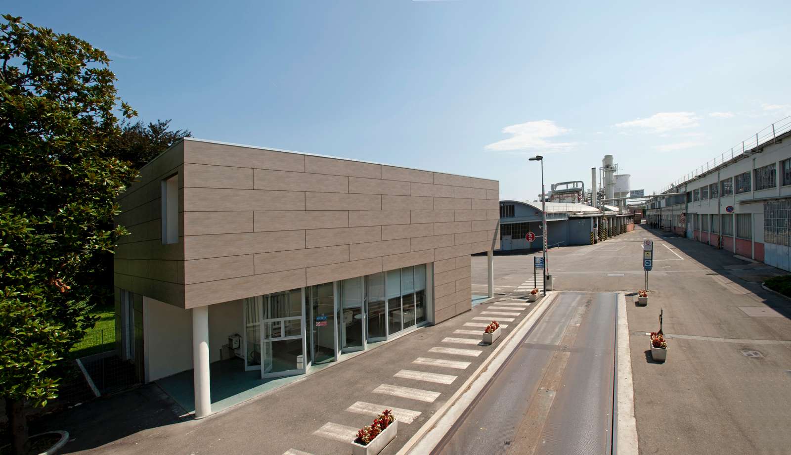 Abet Laminati image 12