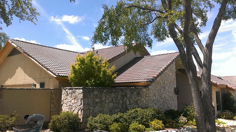 Crown Roof Tile image 5