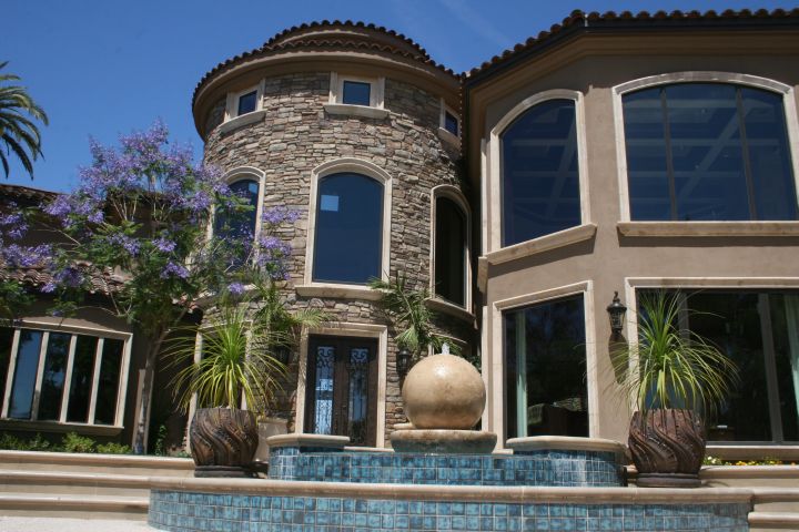 House of Stone image 4