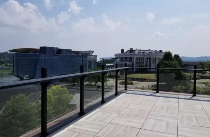 Falcon Railings image 20