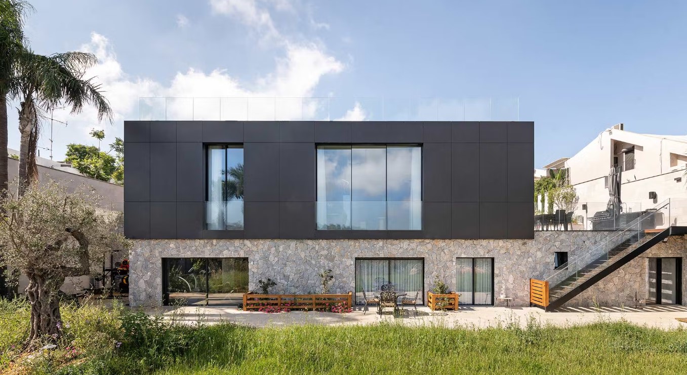 Cosentino image 4