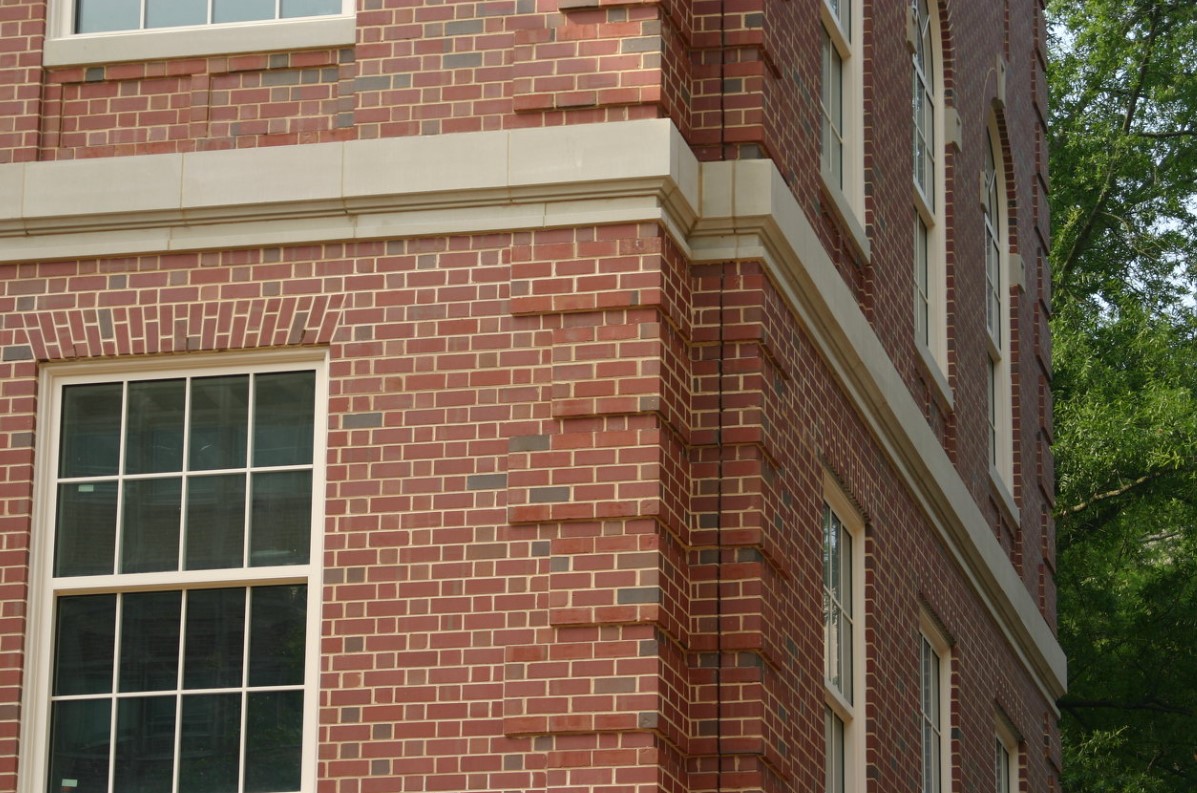 Lee Brick image 5