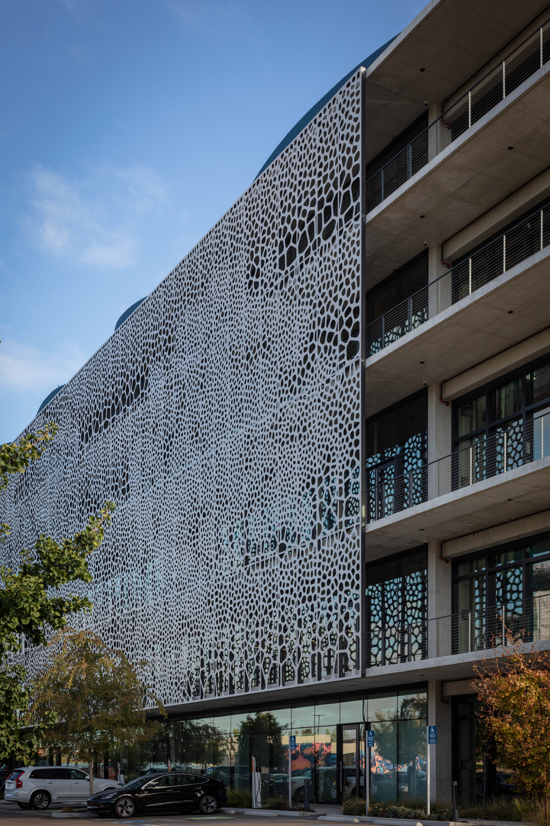 ALUCOBOND, a 3A Composites Company image 4