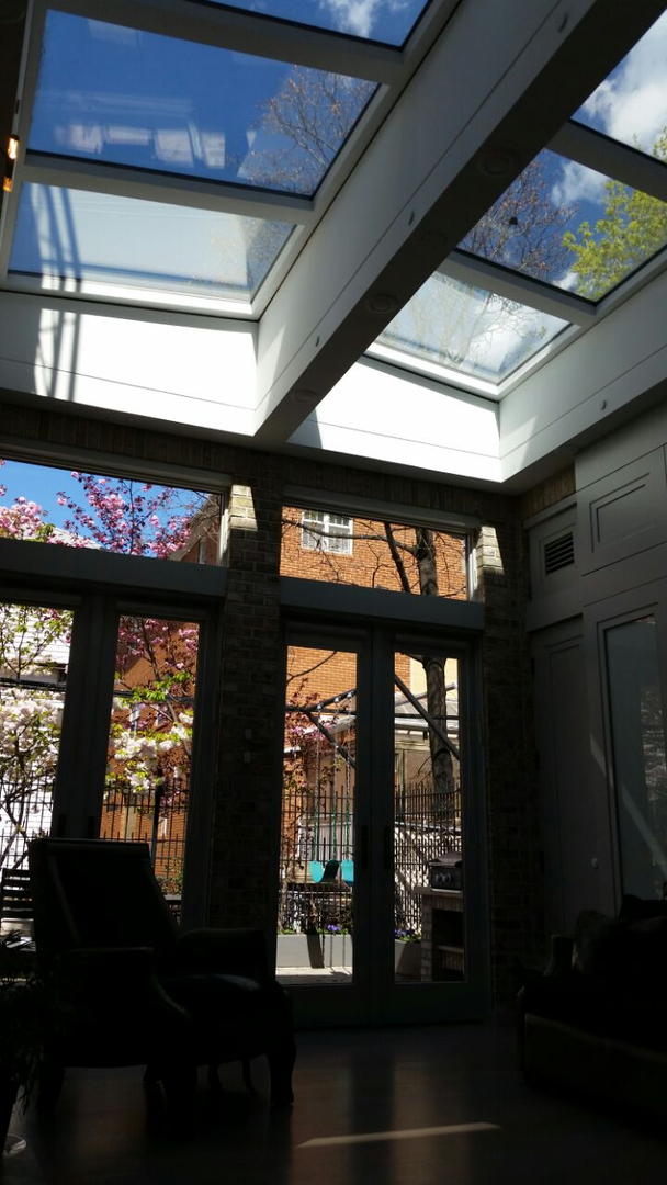 Skyview Skylight image 15