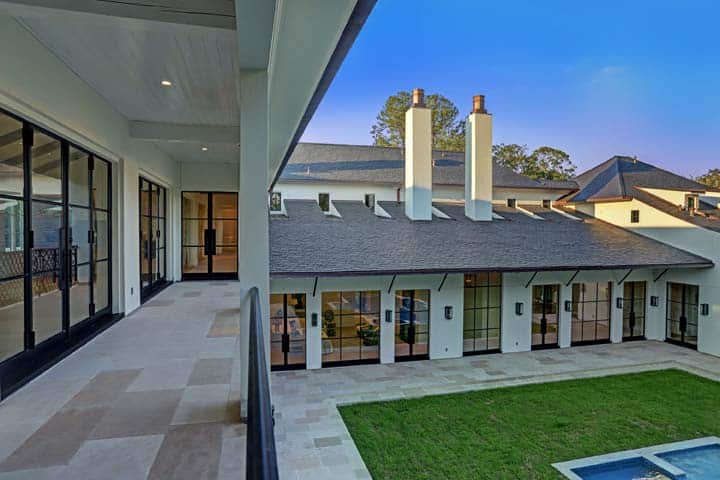 Cantera Doors image 1