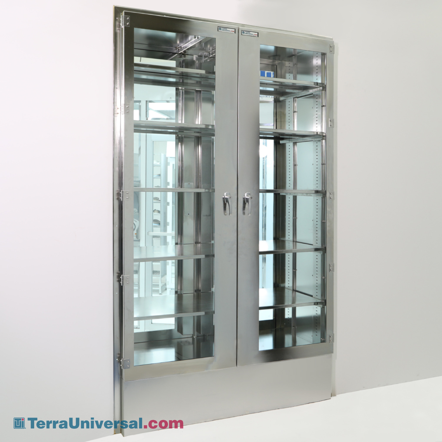 Terra Universal, Inc. image 19