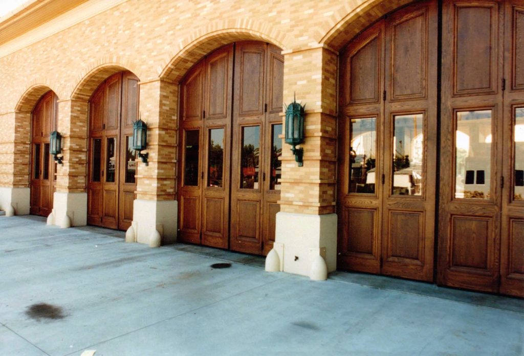 Electric Power Door Div. image 9