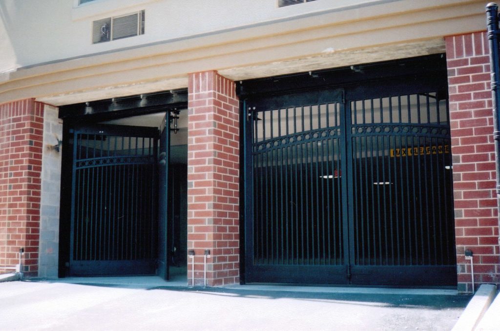 Electric Power Door Div. image 3