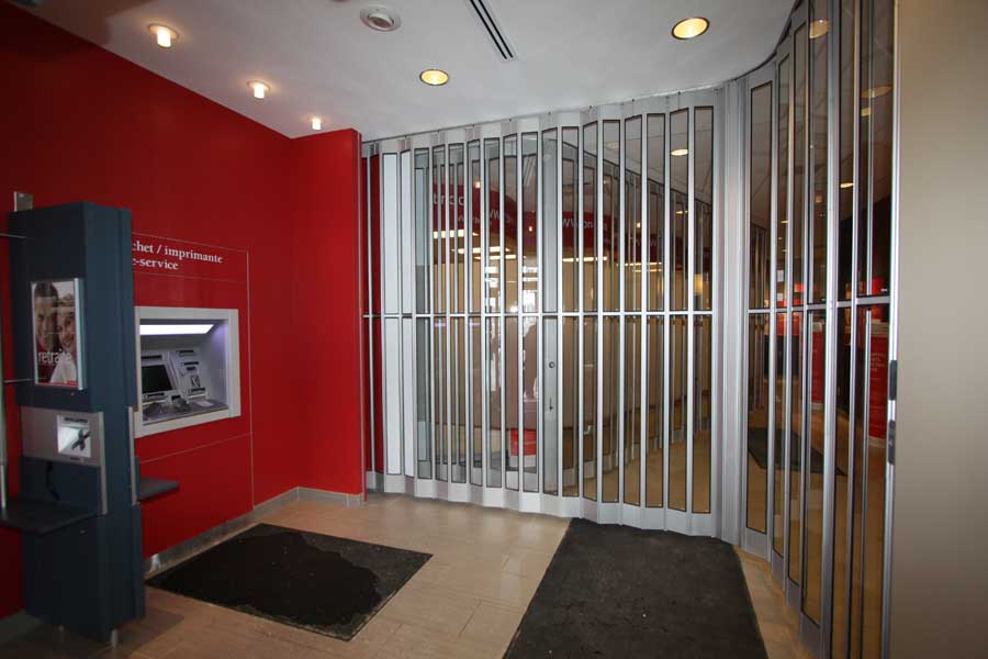 MobilFlex Folding Grilles & Closures image 2