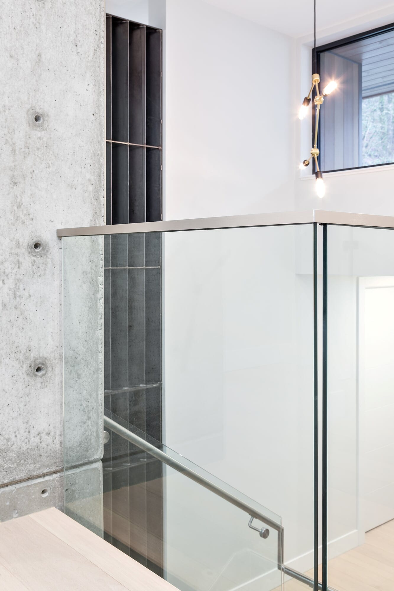 Hartung-Glass image 15