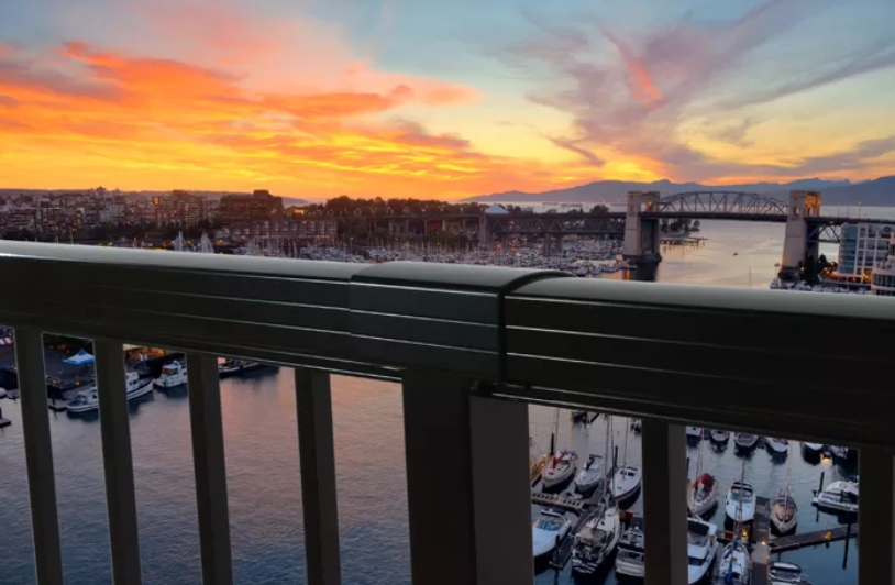 Vista Railings image 14