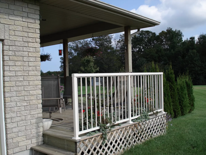 Vista Railings image 11