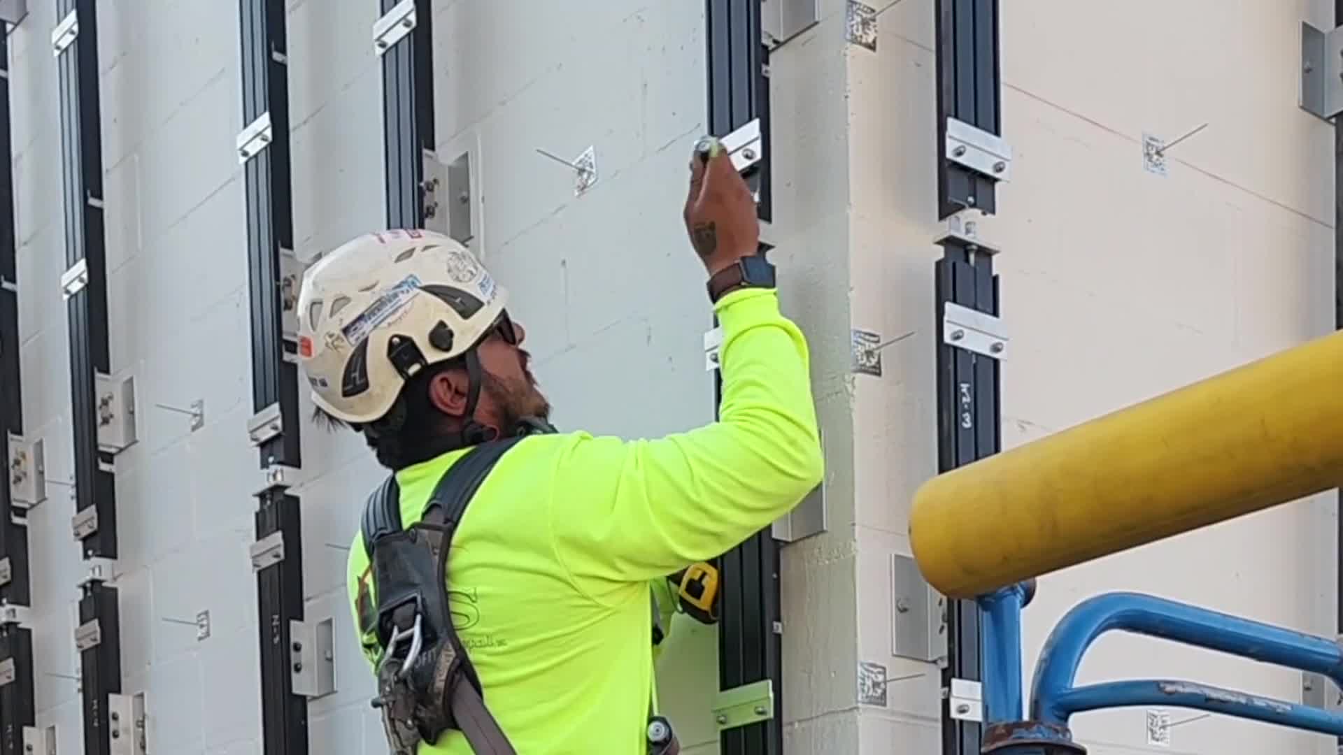 Fast and Precise Installation