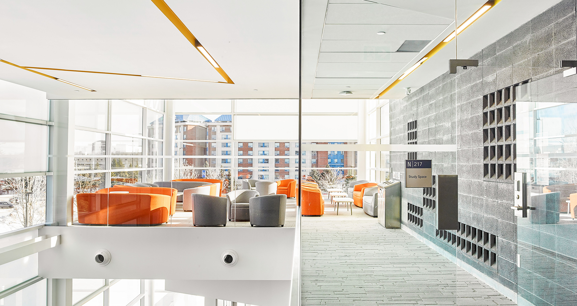 Advanced Glazing (Solera) image 14