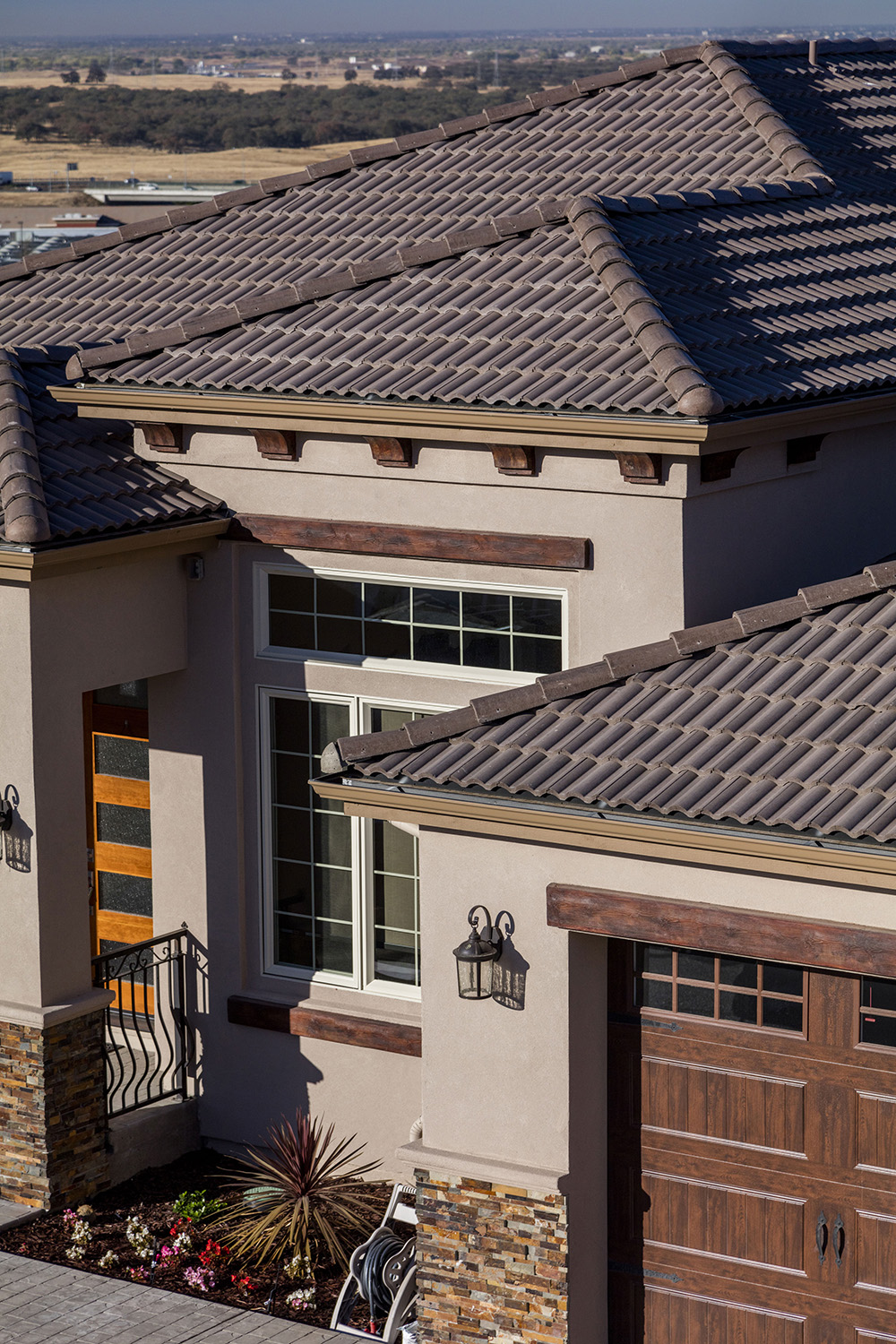 Eagle Roofing image 15