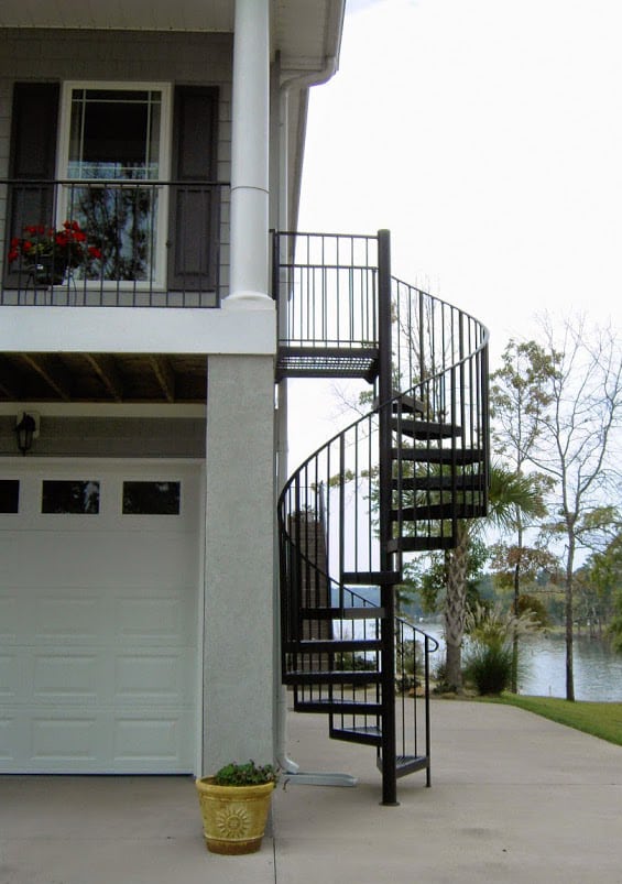 Southern Staircase image 3