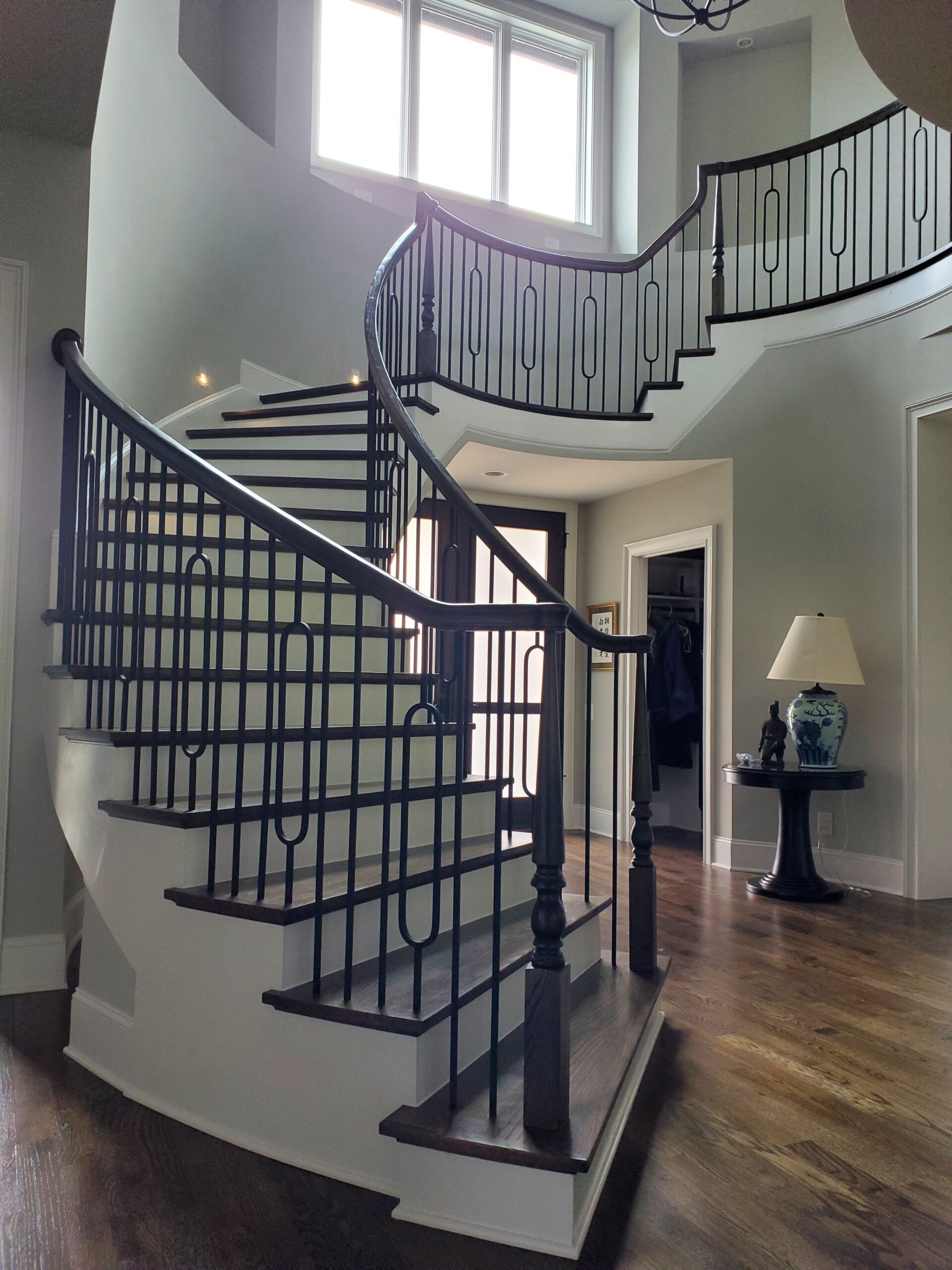 Southern Staircase image 4