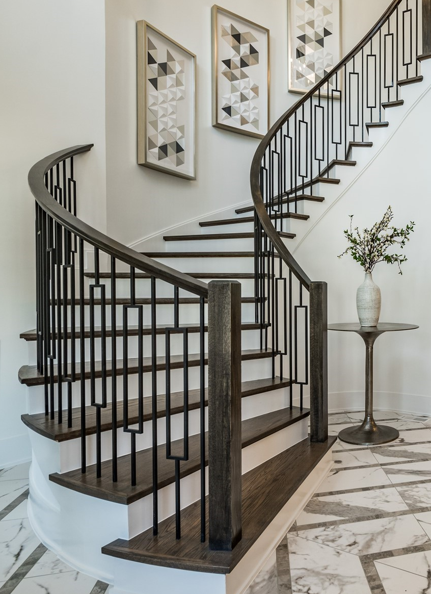 Southern Staircase image 12