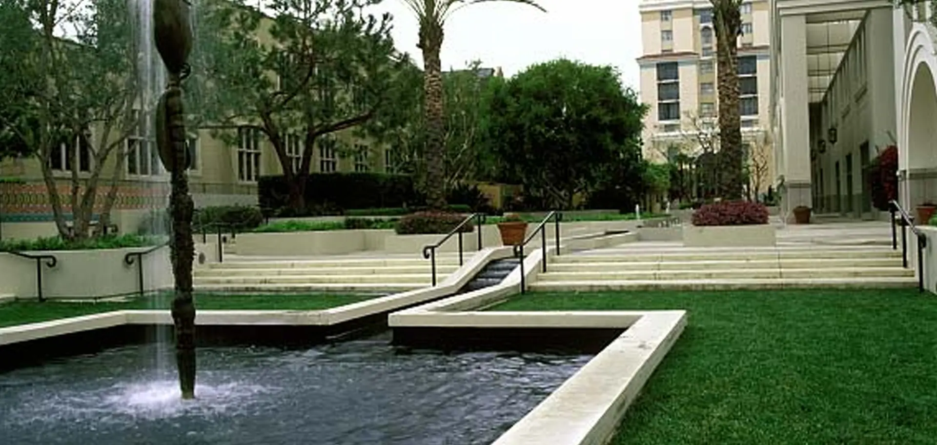 Invisible Structures image 14