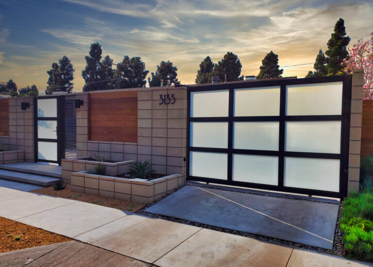 Mulholland Brand image 2
