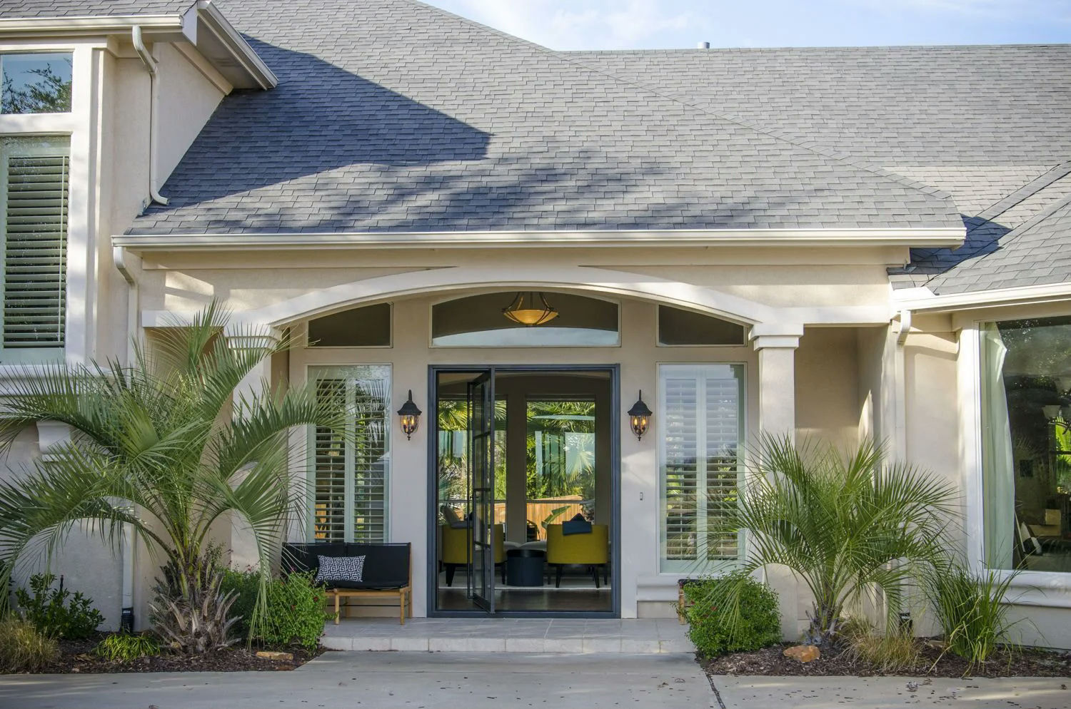 Solara Doors And Lanterns image 18