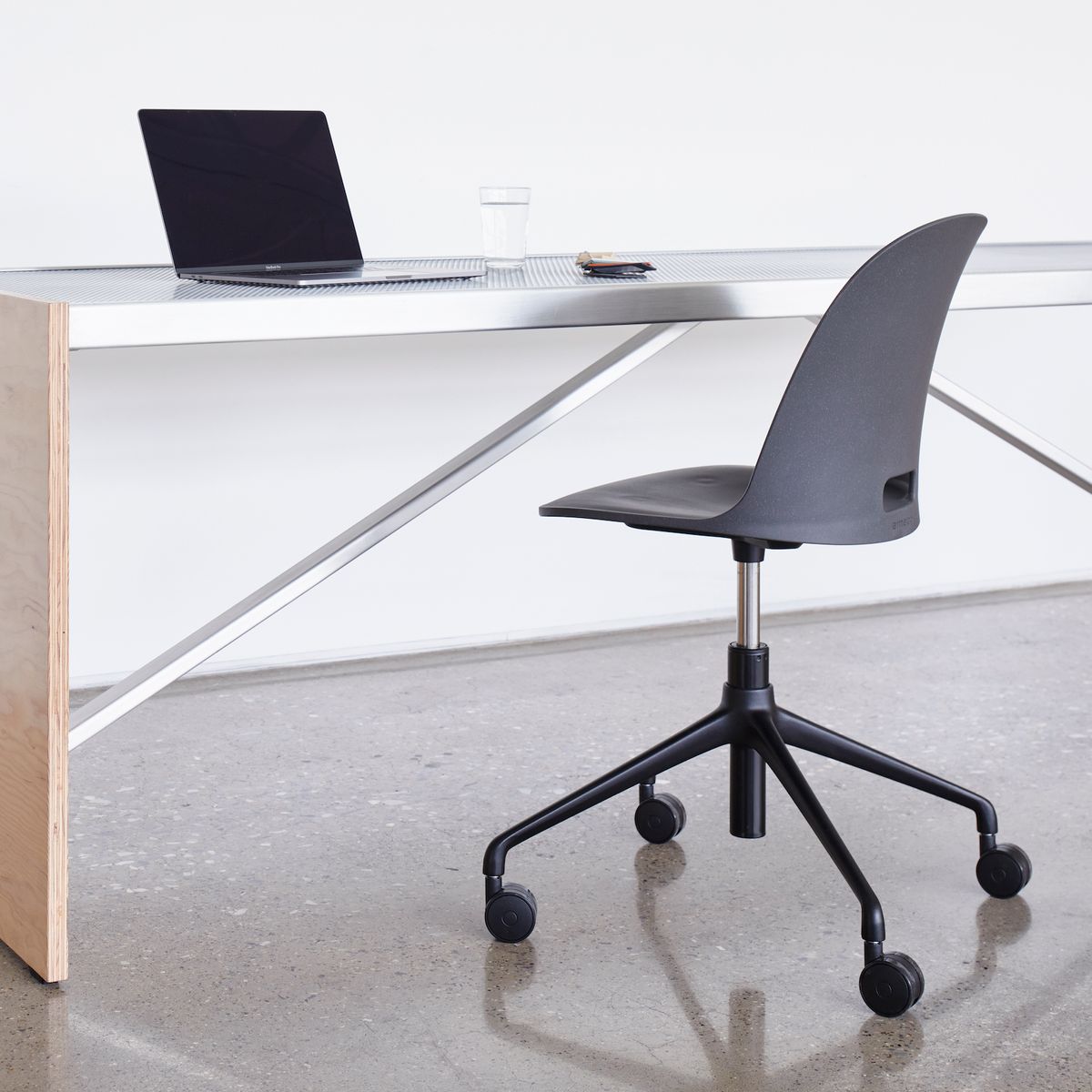 Emeco image 5