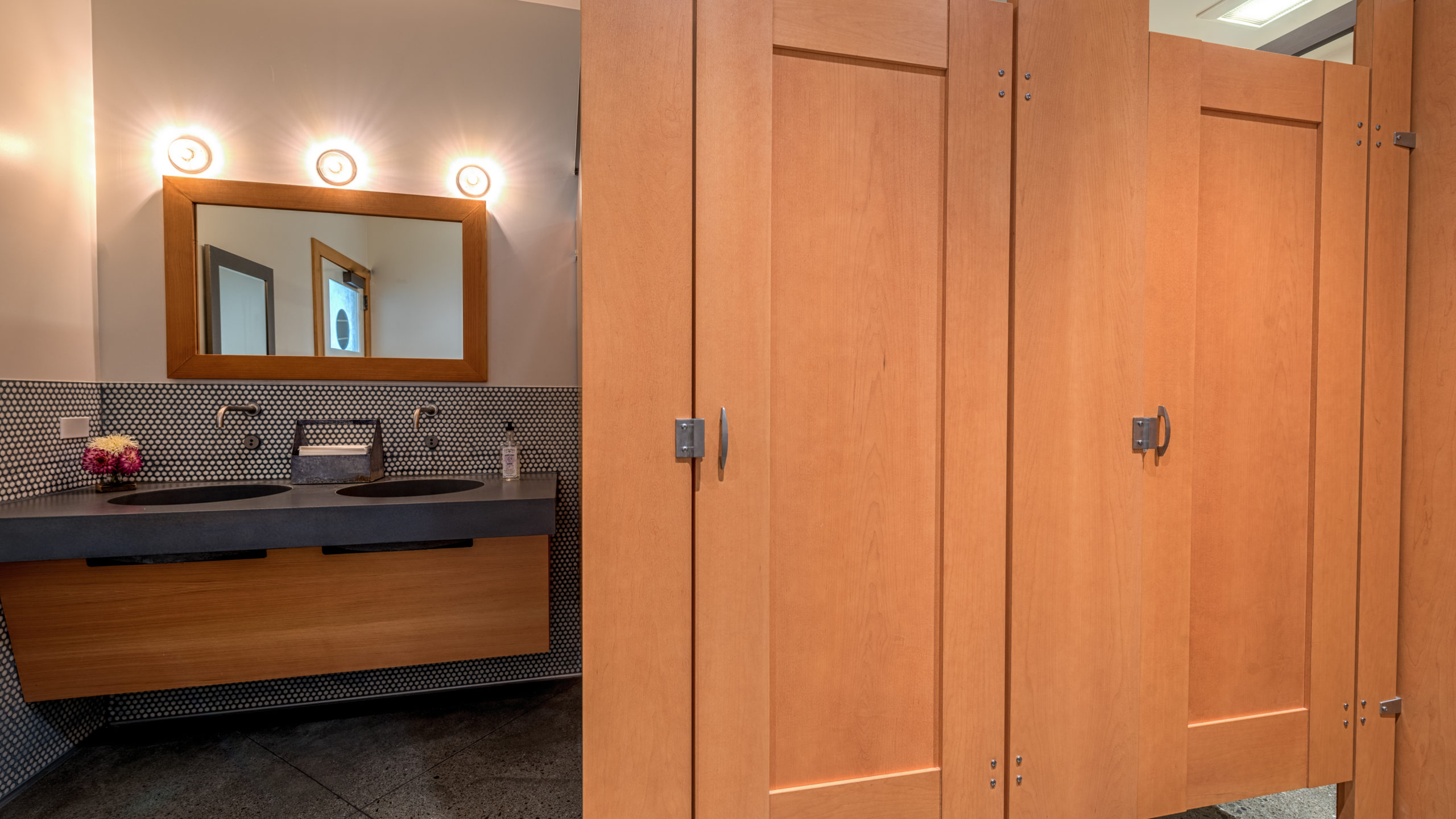 Ironwood Manufacturing, Co. - Toilet Partitions image 8