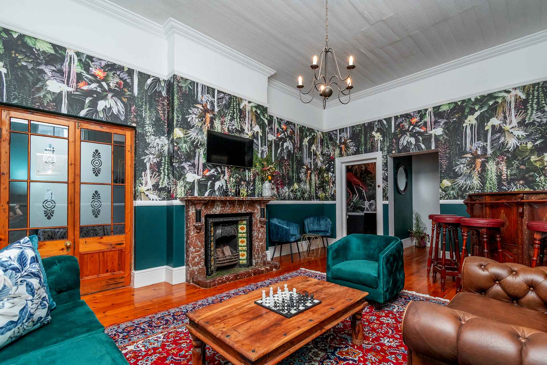 Cara Saven Wall Design image 14