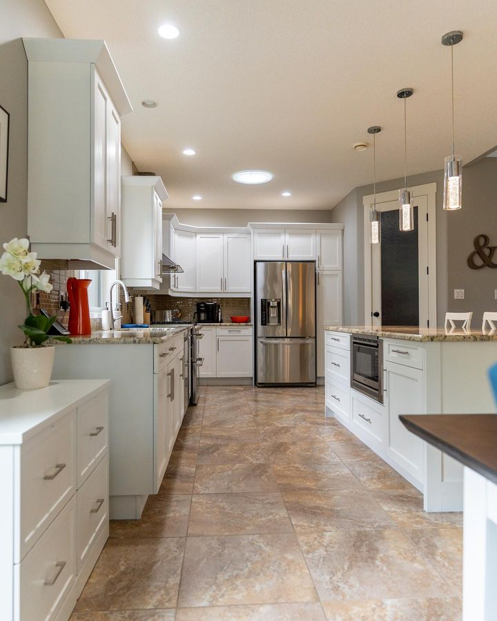 Cloverdale Paint image 1