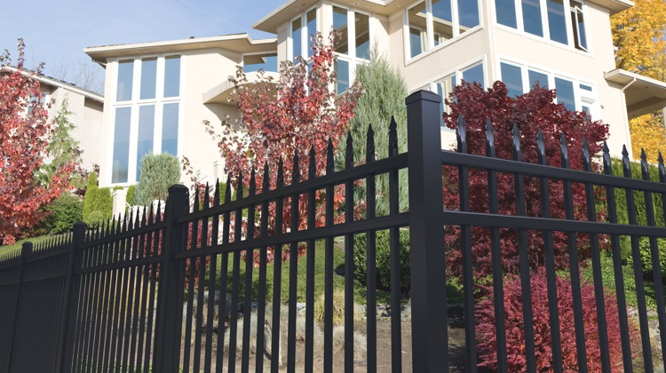Ultra Fencing Railing image 3
