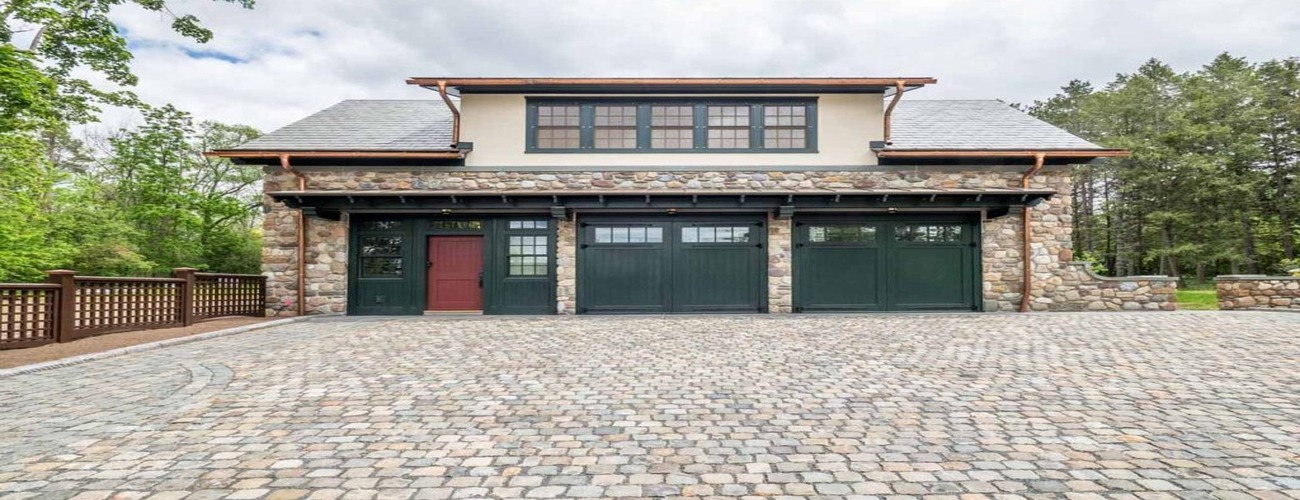 Monarch Stone International
