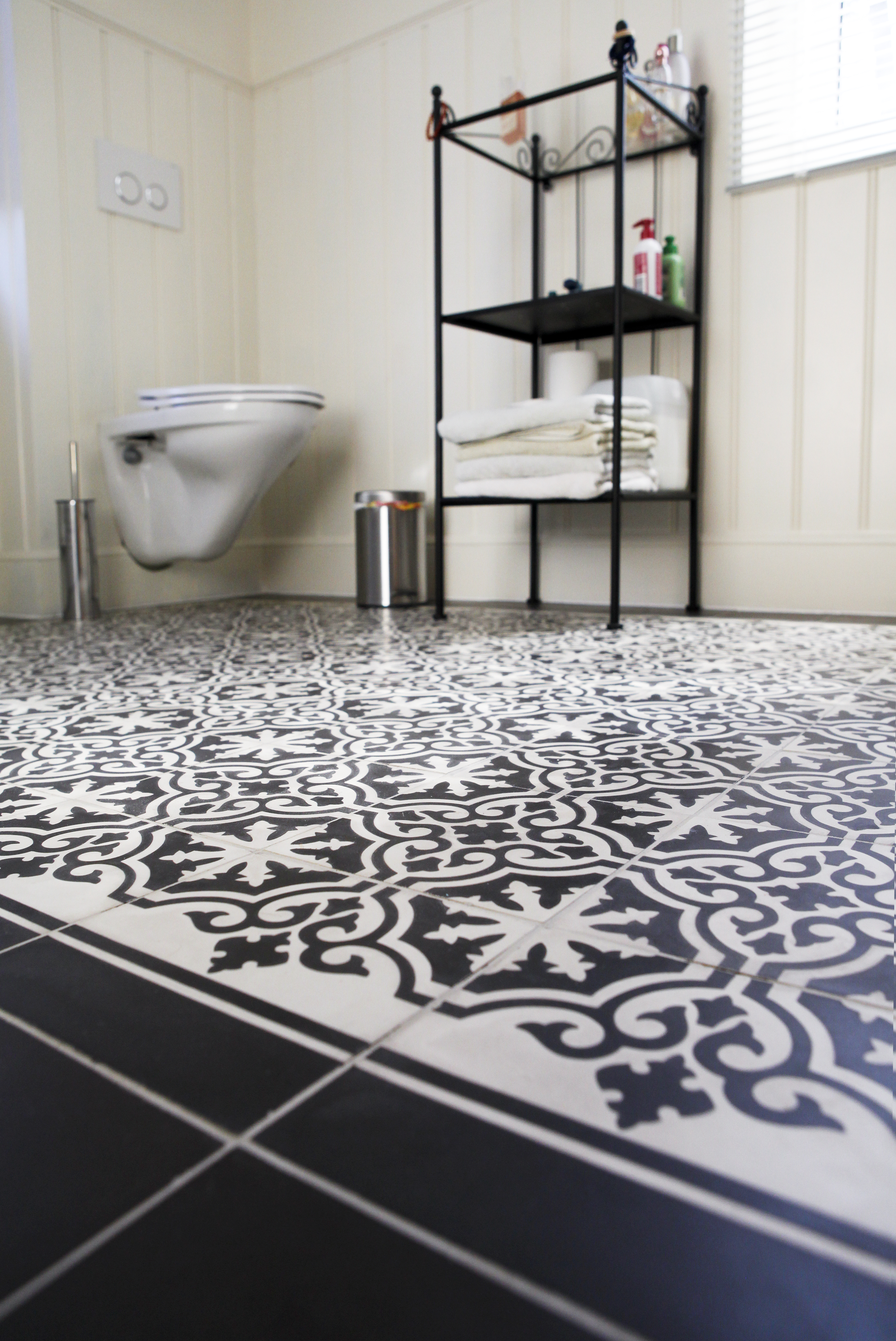 Veranda Tile Design image 5