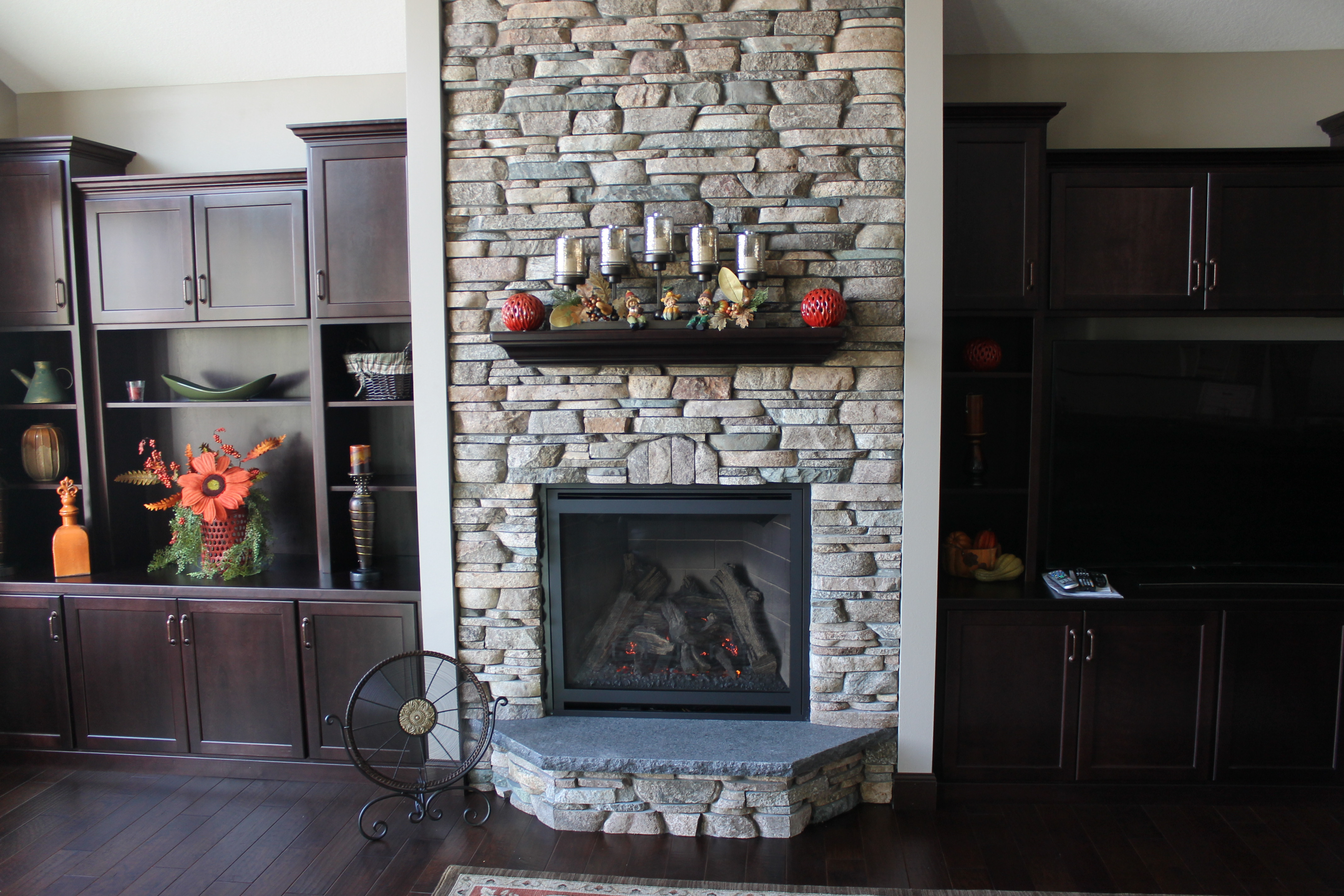 RealStone image 8