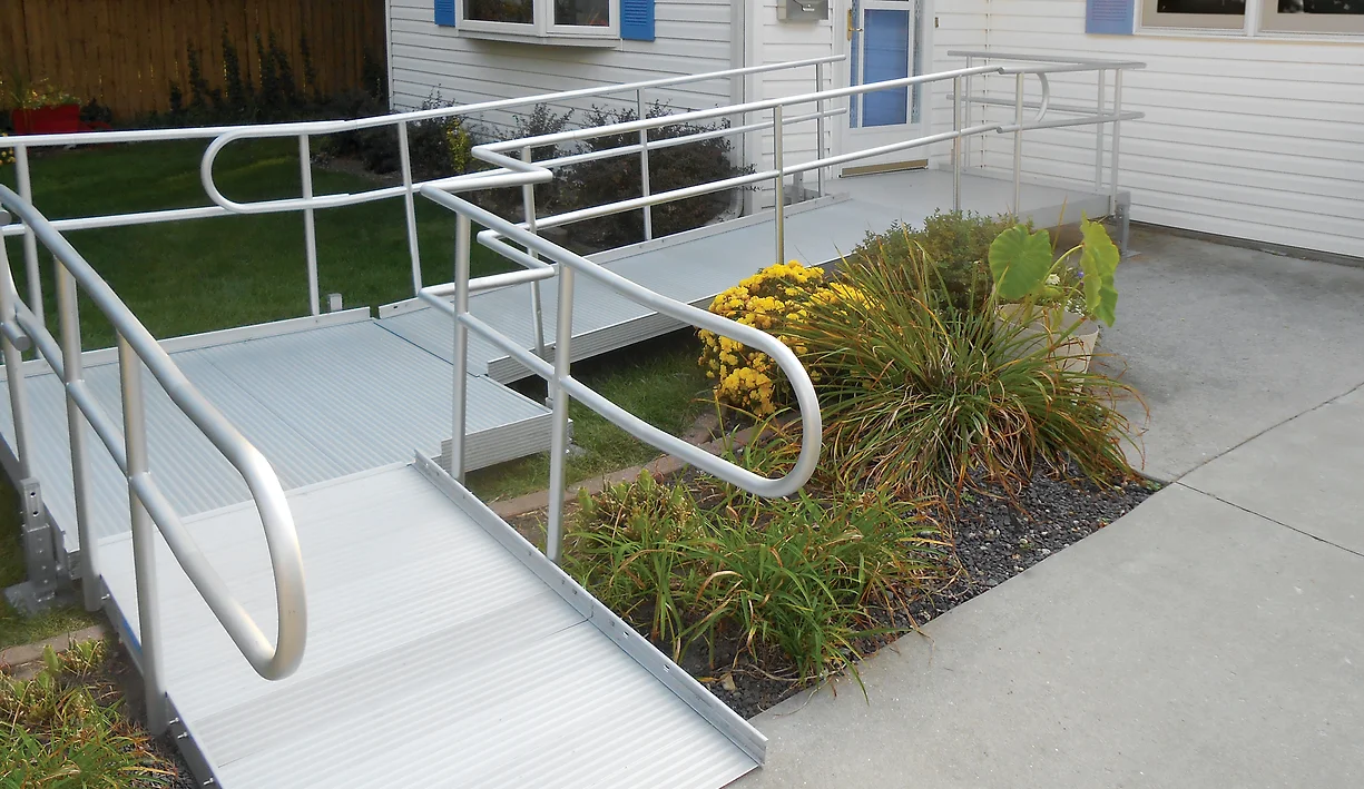 AlumiRamp Inc. image 9