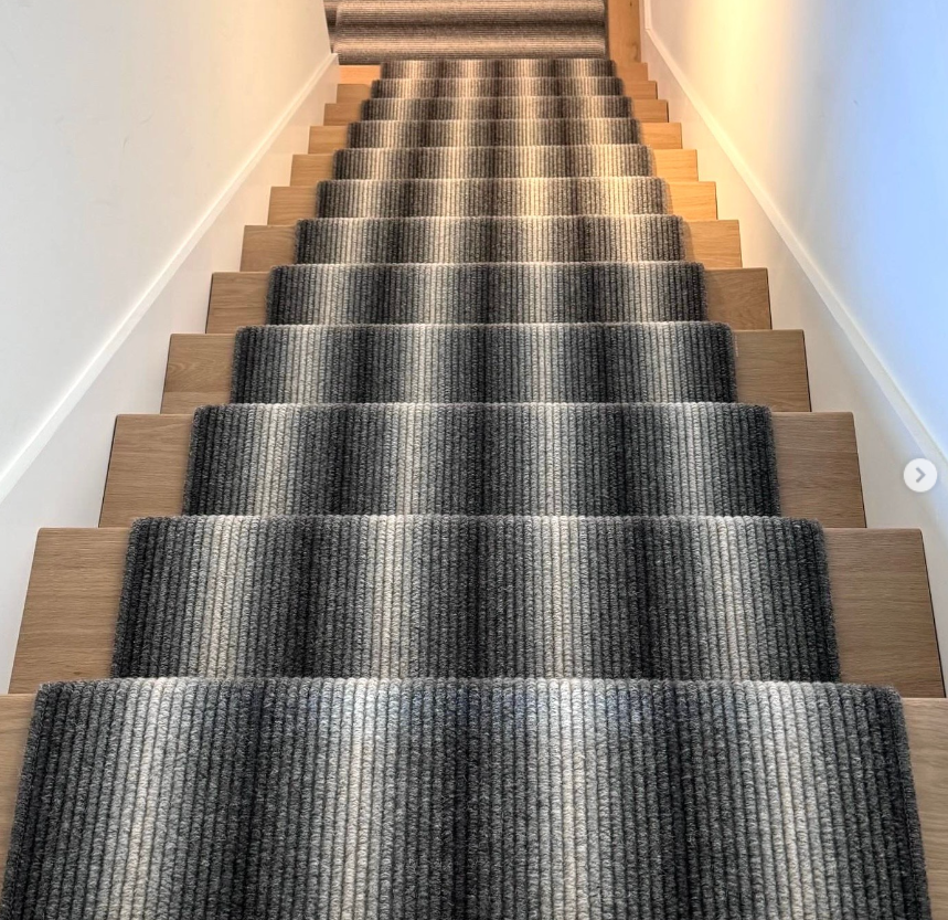 Bloomsburg Carpet image 1