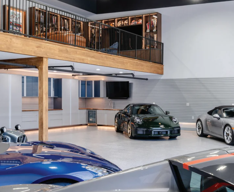 Premier Garage image 8