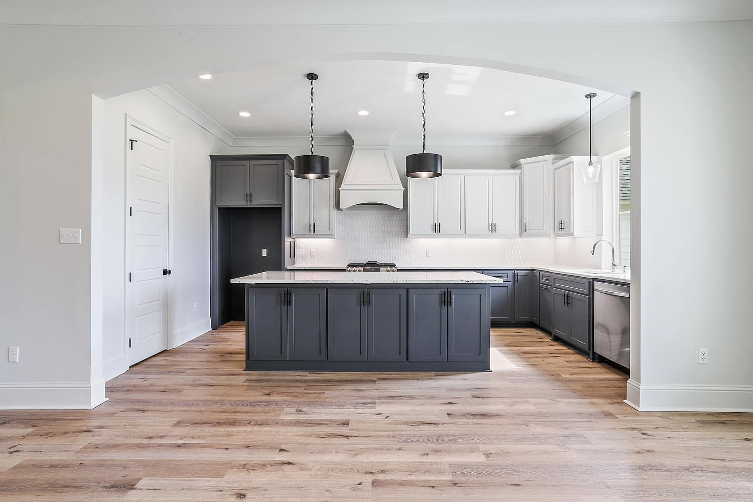 Diniz Design Inc. image 9