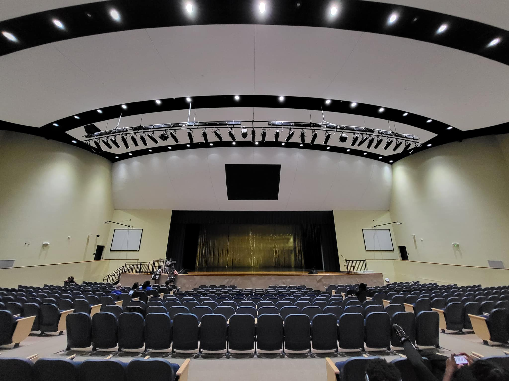 InterAmerica Stage image 3