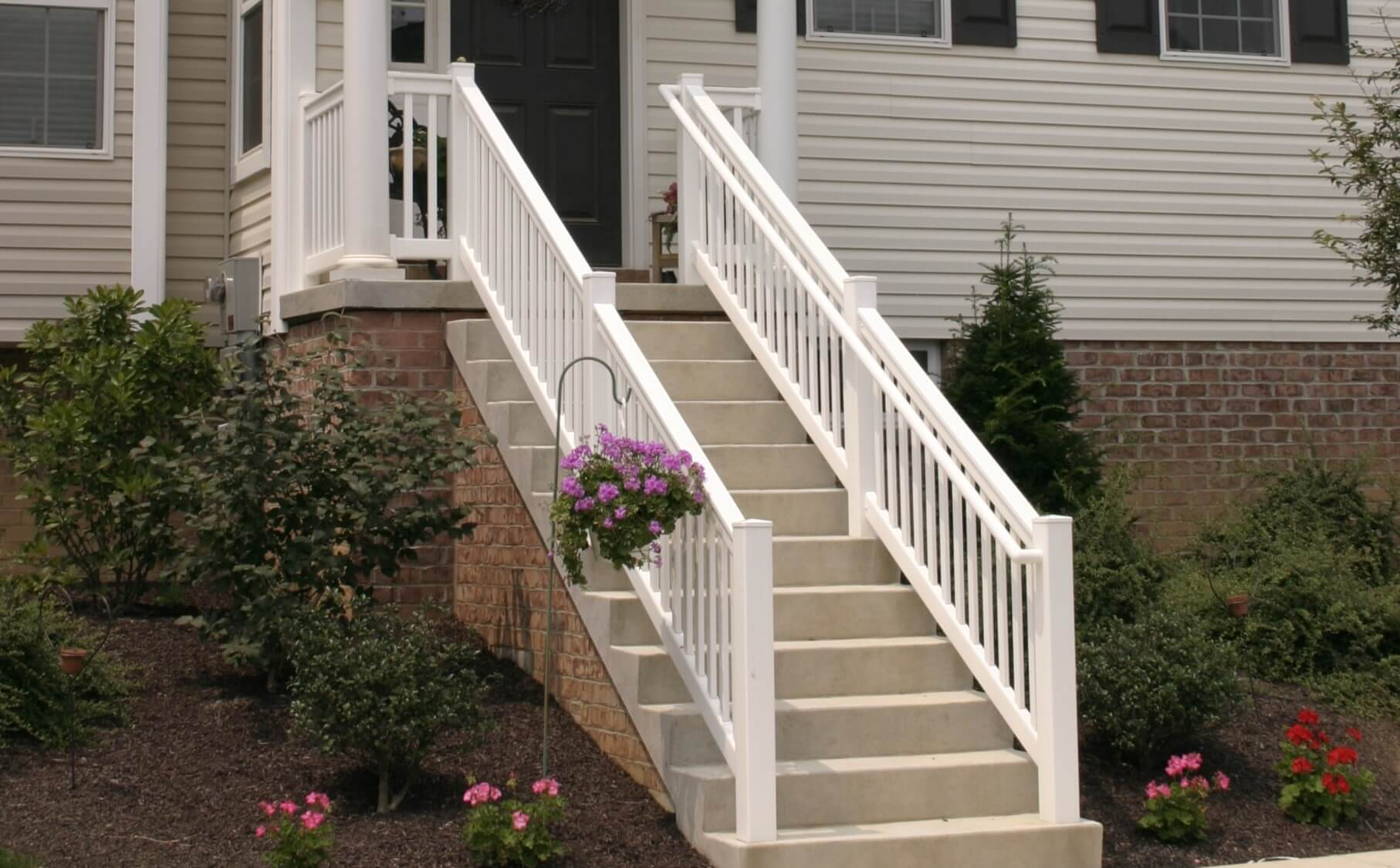 KeyLink Fencing Railing & Superior Plastic Products image 3