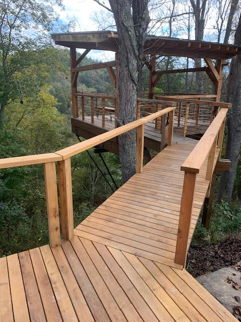 Robi Decking image 1