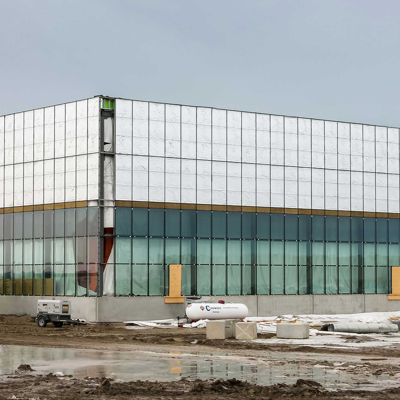 Lenmak Exterior Innovations Inc. image 7