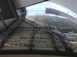 Standard Bent Glass image 7