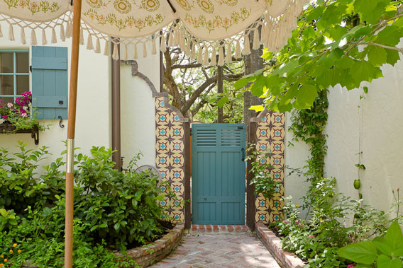 Granada Tile image 2